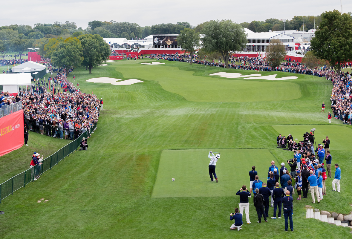 Bill Murry on the First Tee at Ryder Cup - Color Print - Bob Muschewske