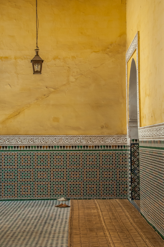 Signs of Life at the Sultan's Tomb in Meknes, Morocco - Digital (Phototravel) - Cindy Carlsson